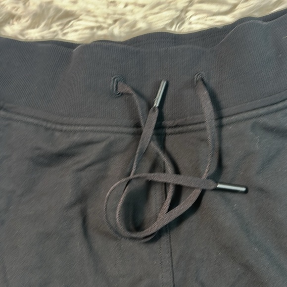 Lululemon Every Moment Short *3.5" Black - Picture 2 of 6